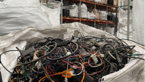 Green Eletron recicla mais de 4,6 mil toneladas de eletroeletrônicos e pilhas no Brasil em 2022